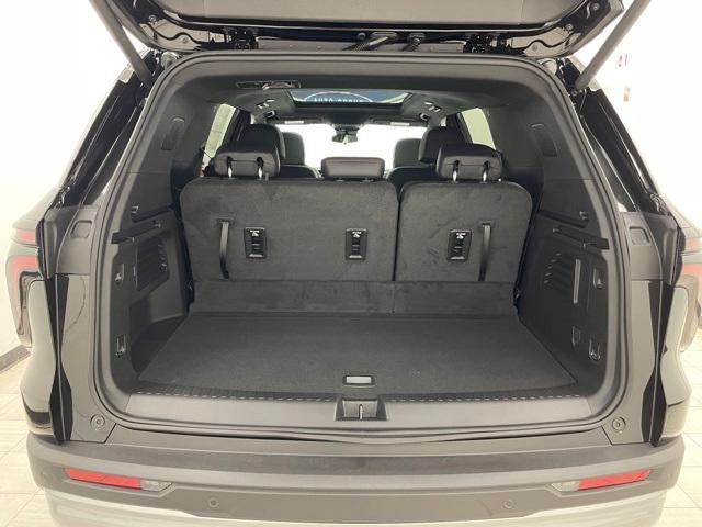 new 2026 Chevrolet Traverse car, priced at $52,690