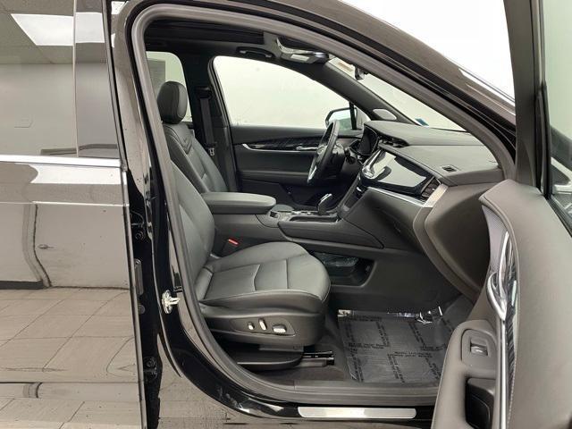 used 2024 Cadillac XT6 car, priced at $49,500