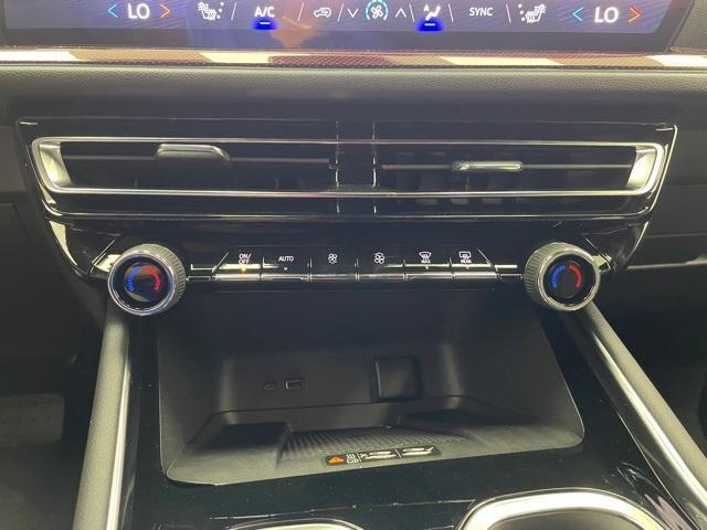 new 2026 Chevrolet Traverse car, priced at $50,000