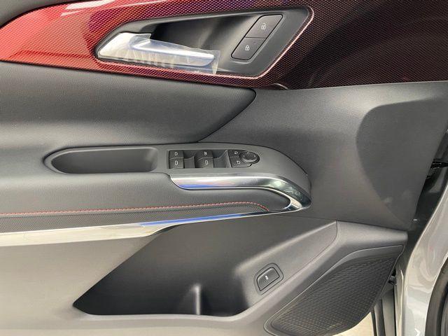 new 2026 Chevrolet Traverse car, priced at $48,500