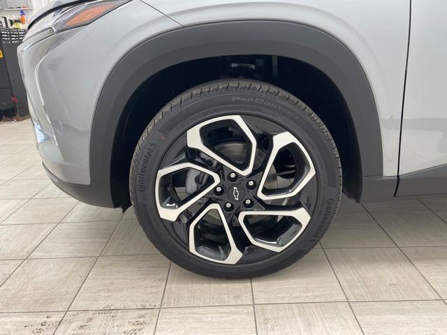 new 2025 Chevrolet Trax car, priced at $27,335