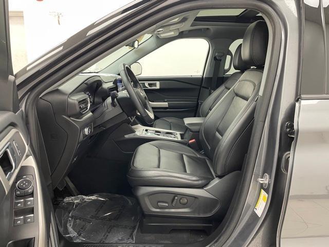 used 2022 Ford Explorer car, priced at $30,364