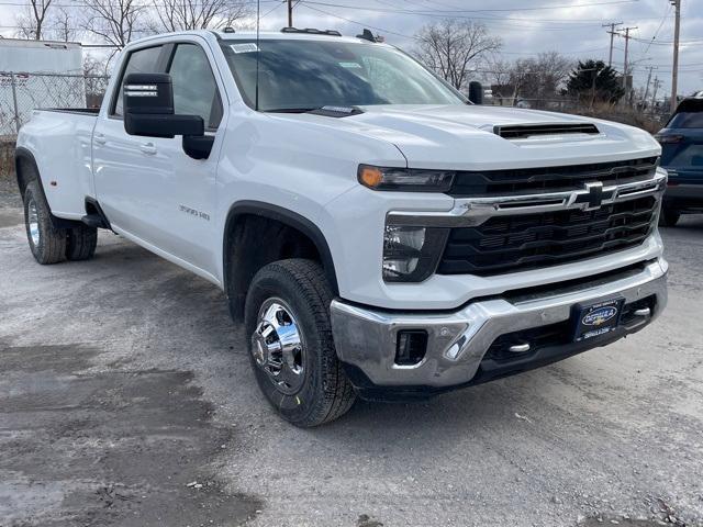 new 2025 Chevrolet Silverado 3500 car, priced at $76,910