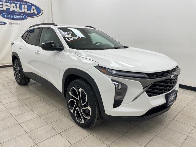 new 2025 Chevrolet Trax car, priced at $26,190