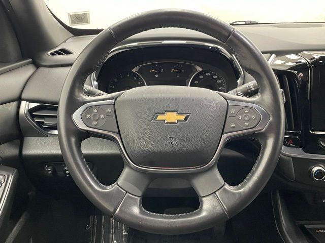 used 2022 Chevrolet Traverse car, priced at $27,958