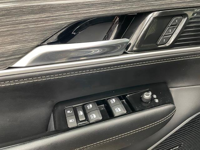 used 2022 Jeep Wagoneer car, priced at $40,421