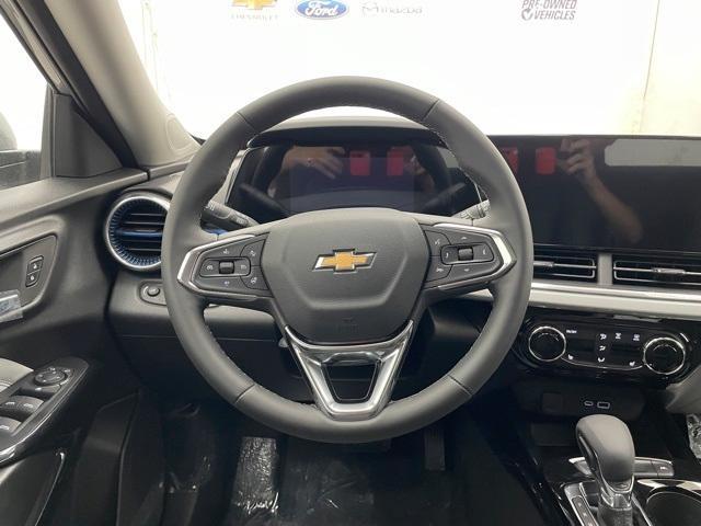 new 2025 Chevrolet Trax car, priced at $25,735