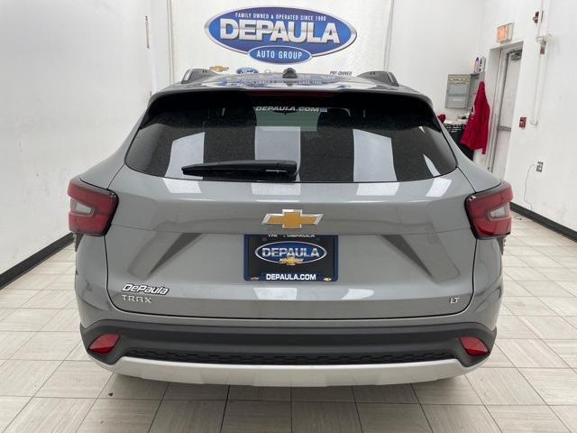 new 2025 Chevrolet Trax car, priced at $25,735
