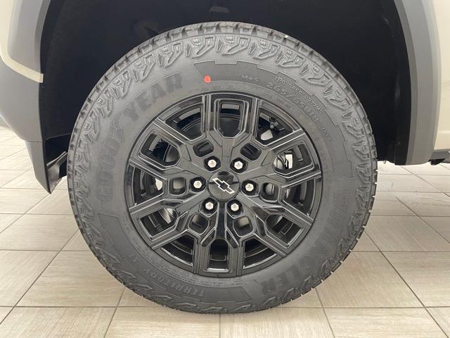 new 2026 Chevrolet Colorado car, priced at $43,500