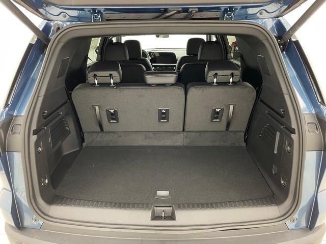 new 2025 Chevrolet Traverse car, priced at $45,990