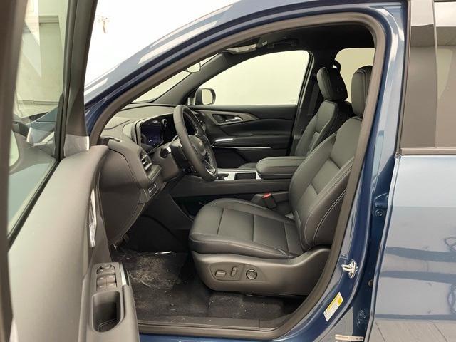 new 2025 Chevrolet Traverse car, priced at $45,990