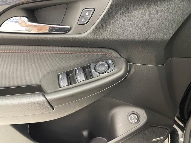 used 2025 Chevrolet TrailBlazer car, priced at $31,375