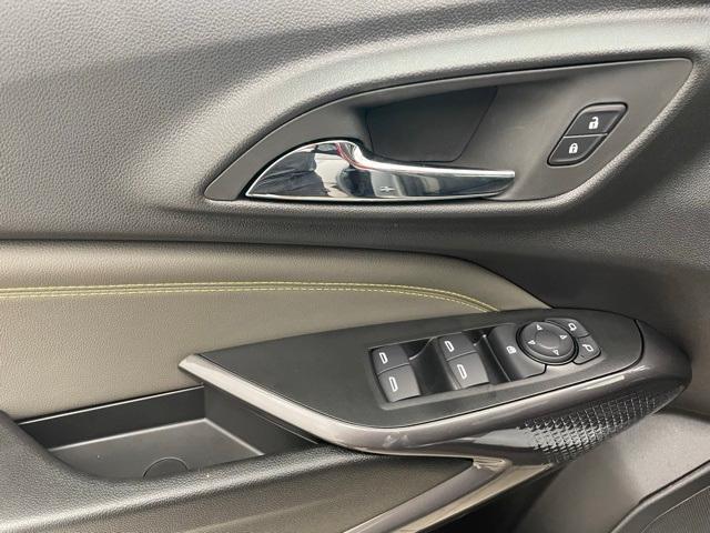 new 2025 Chevrolet Trax car, priced at $25,990