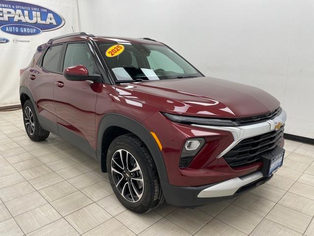 used 2025 Chevrolet TrailBlazer car, priced at $26,208