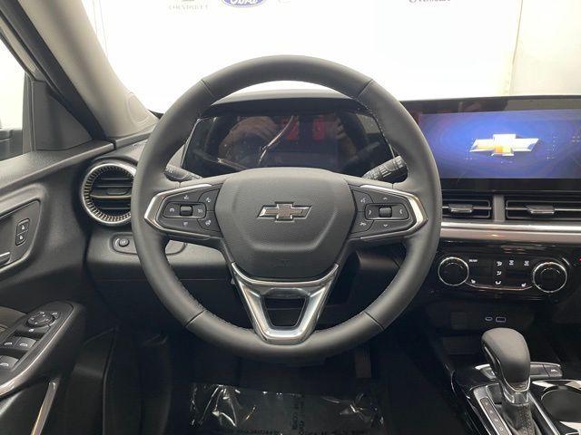 new 2025 Chevrolet Trax car, priced at $24,500