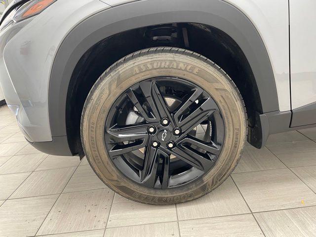 new 2025 Chevrolet Trax car, priced at $24,500