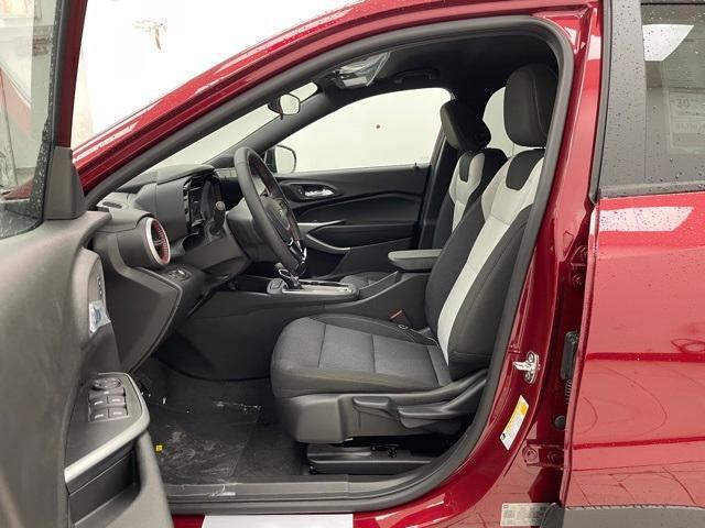 new 2025 Chevrolet Trax car, priced at $24,040