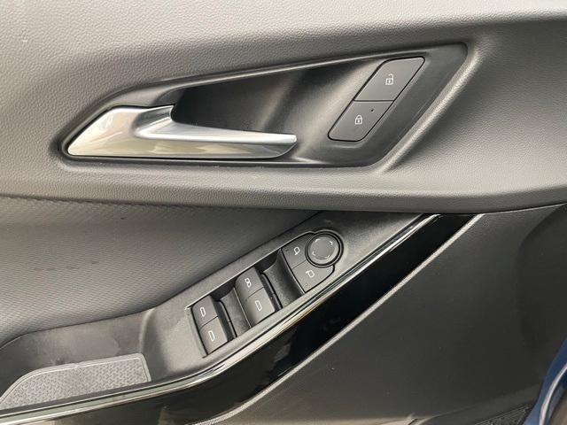 new 2025 Chevrolet Equinox car, priced at $30,250