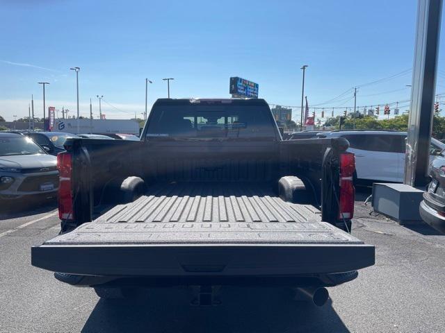 new 2025 Chevrolet Silverado 3500 car, priced at $88,000