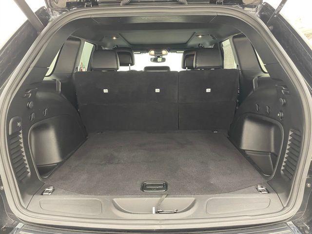 used 2022 Jeep Grand Cherokee WK car, priced at $27,162