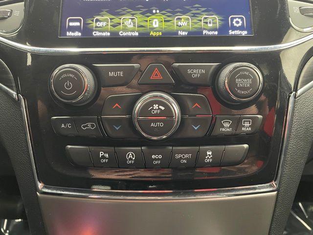 used 2022 Jeep Grand Cherokee WK car, priced at $27,162