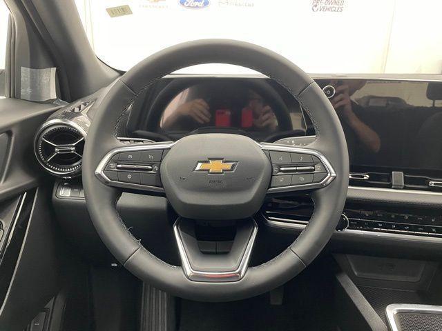 new 2026 Chevrolet Equinox car, priced at $34,315