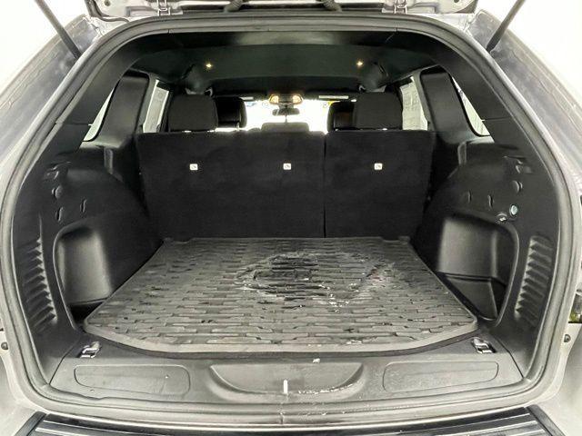 used 2021 Jeep Grand Cherokee car, priced at $20,000