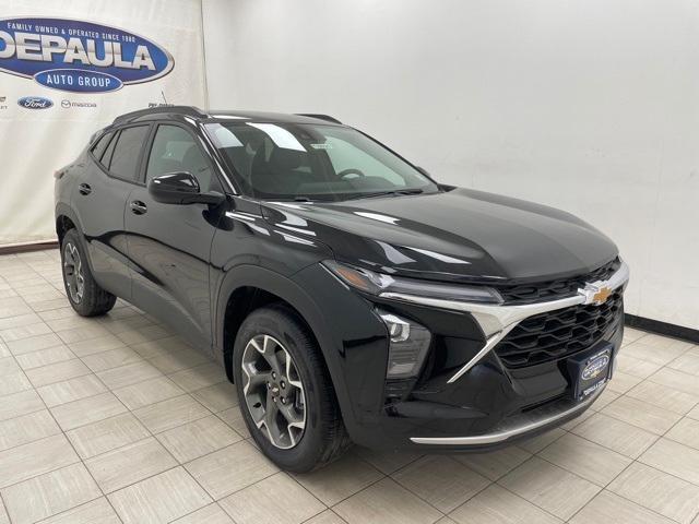 new 2026 Chevrolet Trax car, priced at $25,660