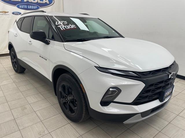 new 2025 Chevrolet Blazer car, priced at $40,000