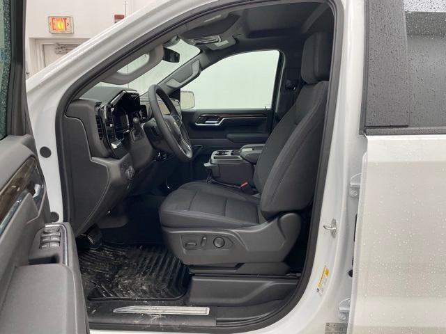 new 2025 Chevrolet Silverado 1500 car, priced at $52,545