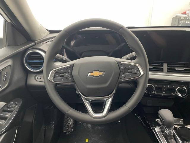 new 2025 Chevrolet Trax car, priced at $25,235
