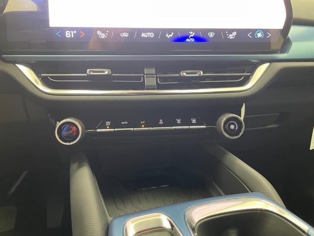 new 2025 Chevrolet Equinox EV car, priced at $41,380