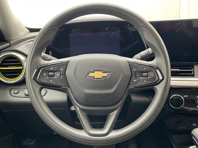 used 2024 Chevrolet Trax car, priced at $20,188