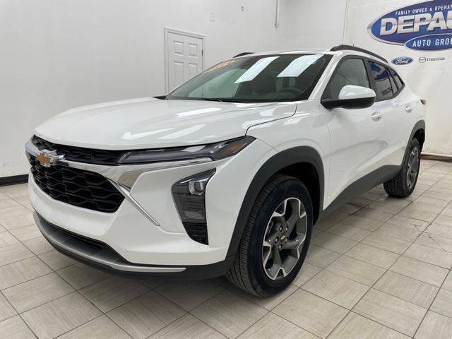 used 2024 Chevrolet Trax car, priced at $20,188