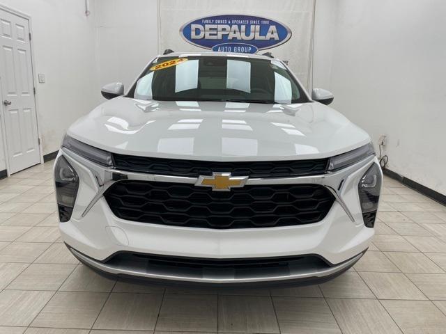used 2024 Chevrolet Trax car, priced at $20,188
