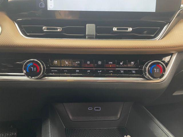 new 2026 Chevrolet Equinox car, priced at $38,115