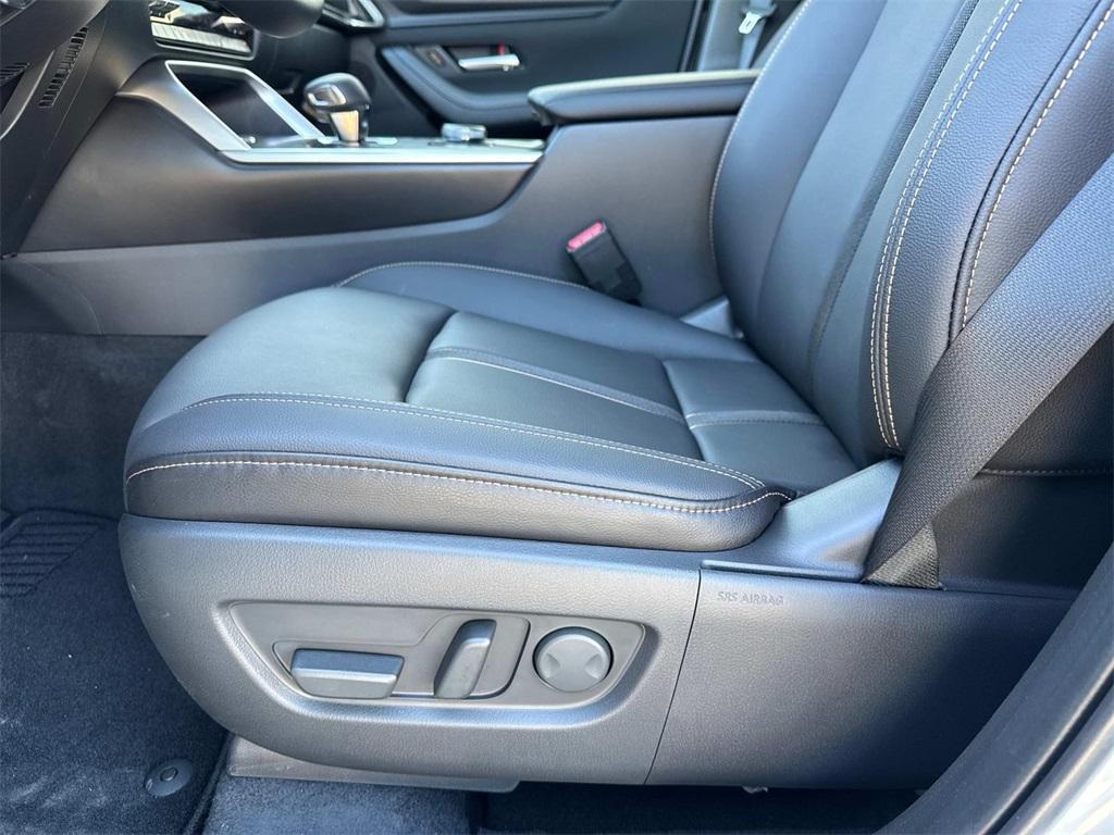 new 2025 Mazda CX-90 car, priced at $40,270
