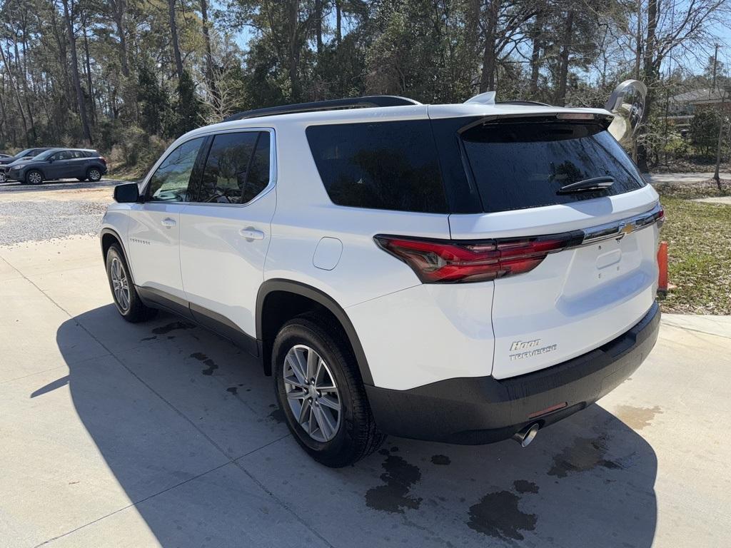 used 2023 Chevrolet Traverse car, priced at $32,490