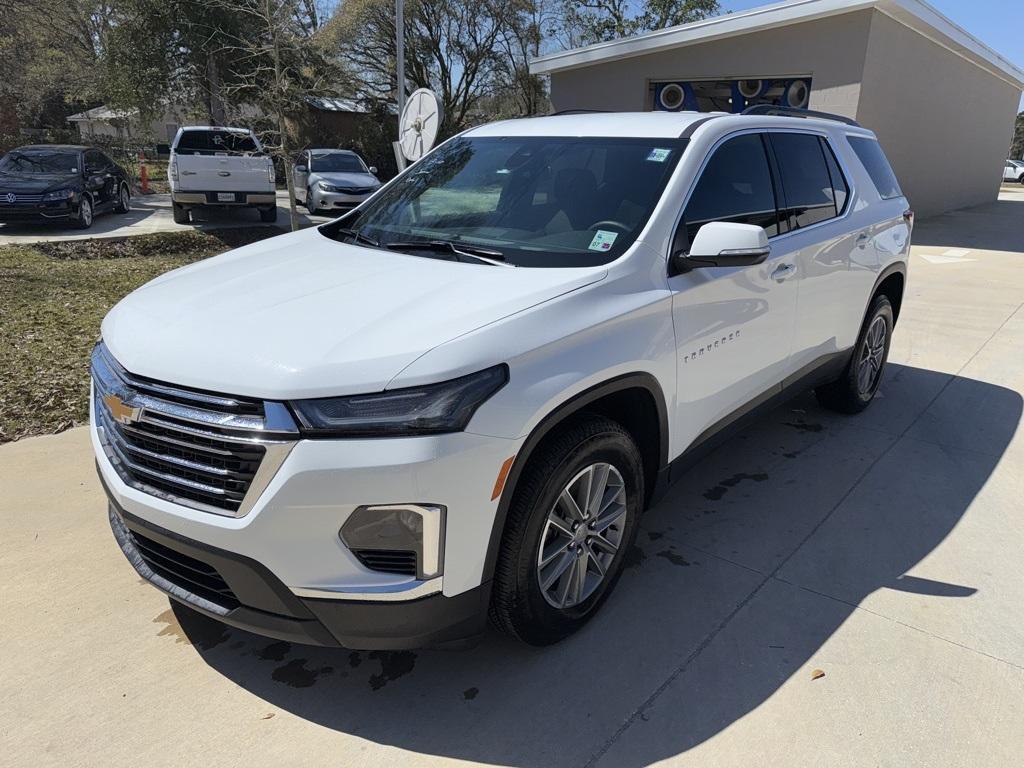 used 2023 Chevrolet Traverse car, priced at $32,490