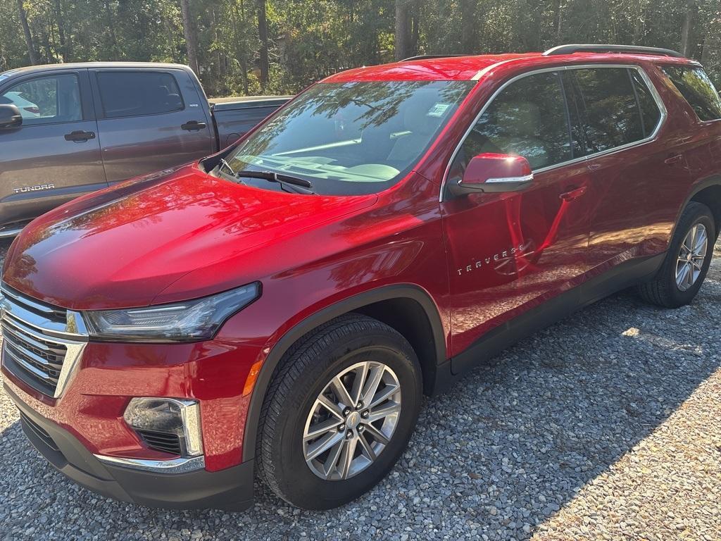 used 2023 Chevrolet Traverse car, priced at $30,590