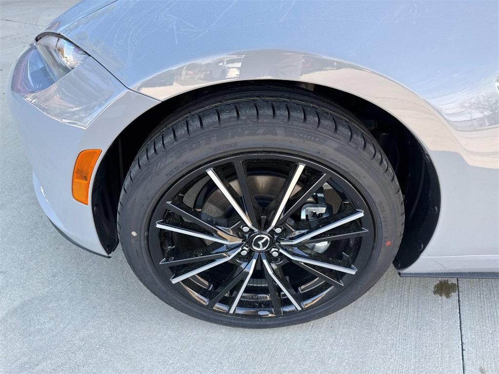 new 2025 Mazda MX-5 Miata RF car, priced at $40,075