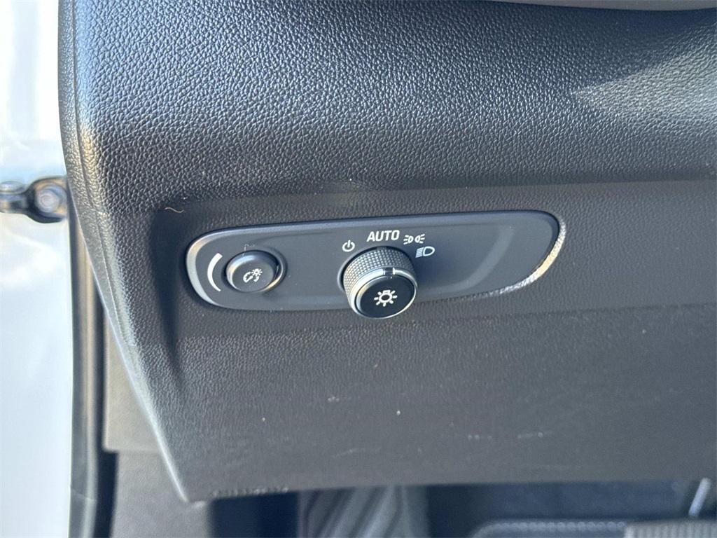used 2021 Buick Envision car, priced at $20,590
