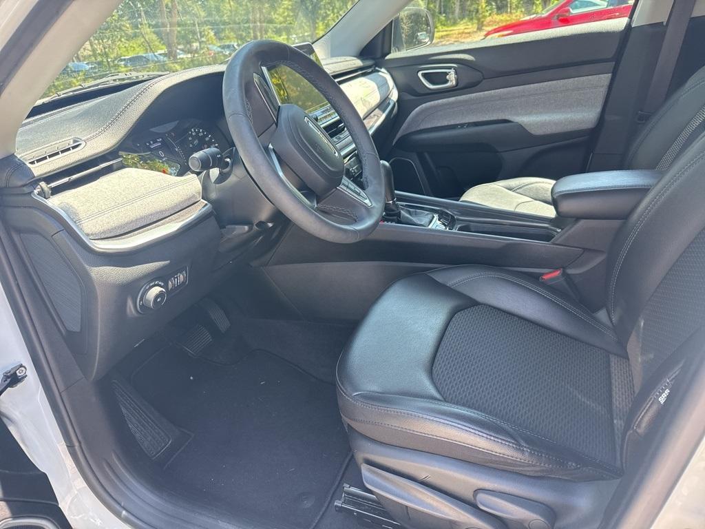 used 2022 Jeep Compass car, priced at $21,290