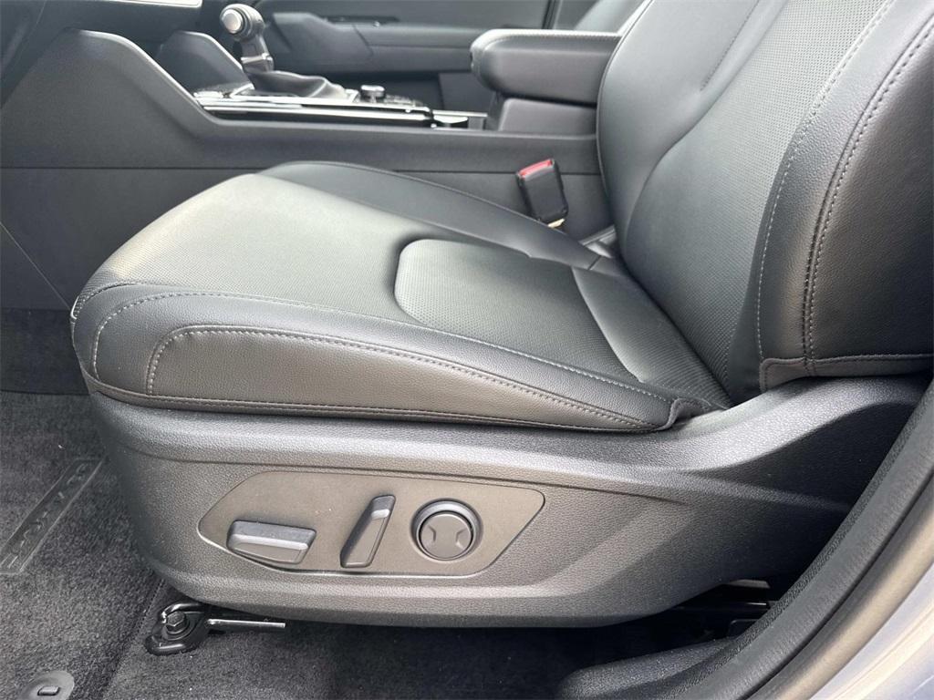 used 2025 Kia Sportage car, priced at $29,990