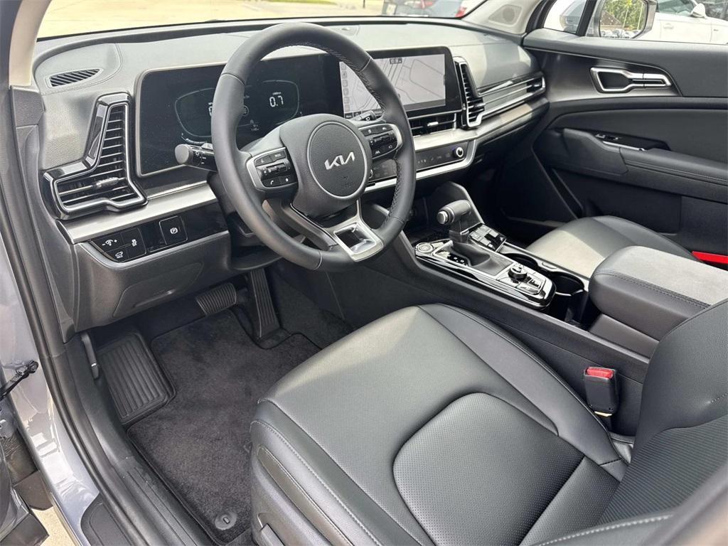 used 2025 Kia Sportage car, priced at $29,990