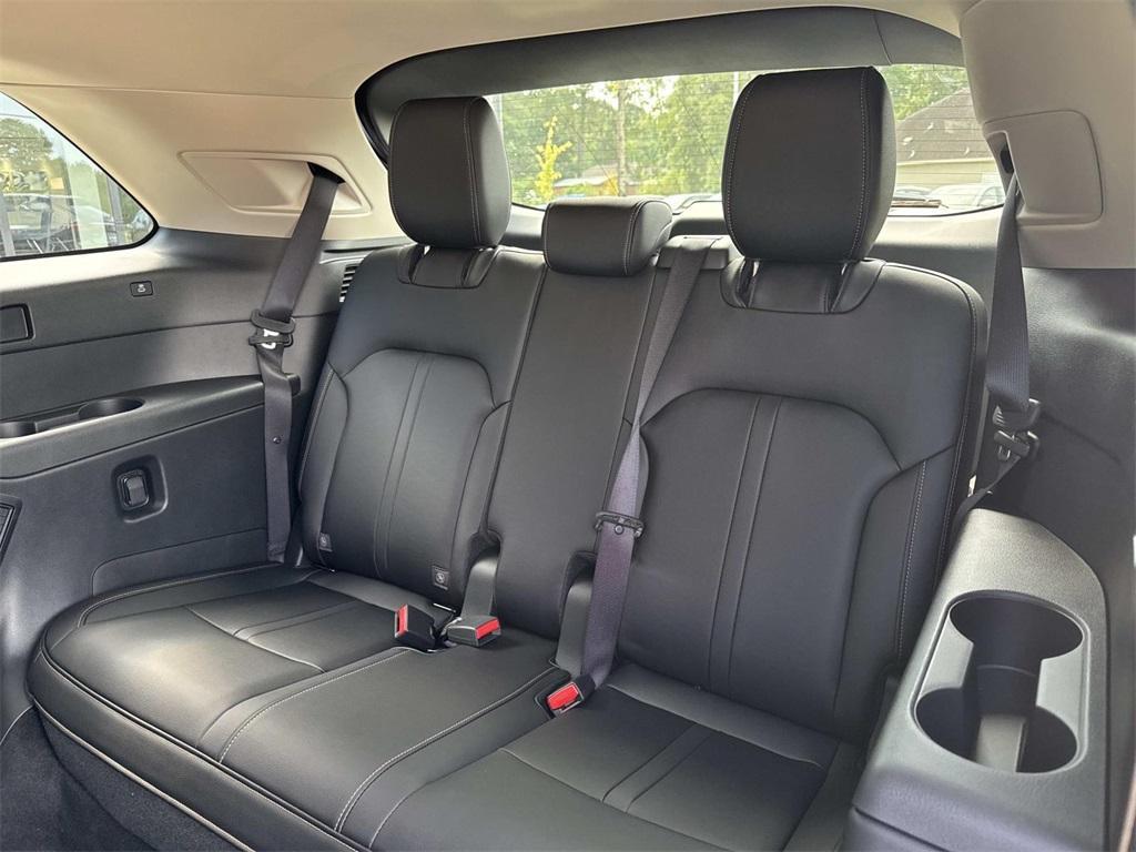 new 2025 Mazda CX-90 car, priced at $43,100