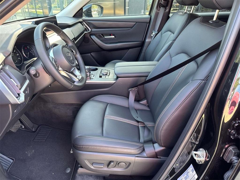 new 2025 Mazda CX-90 car, priced at $39,500