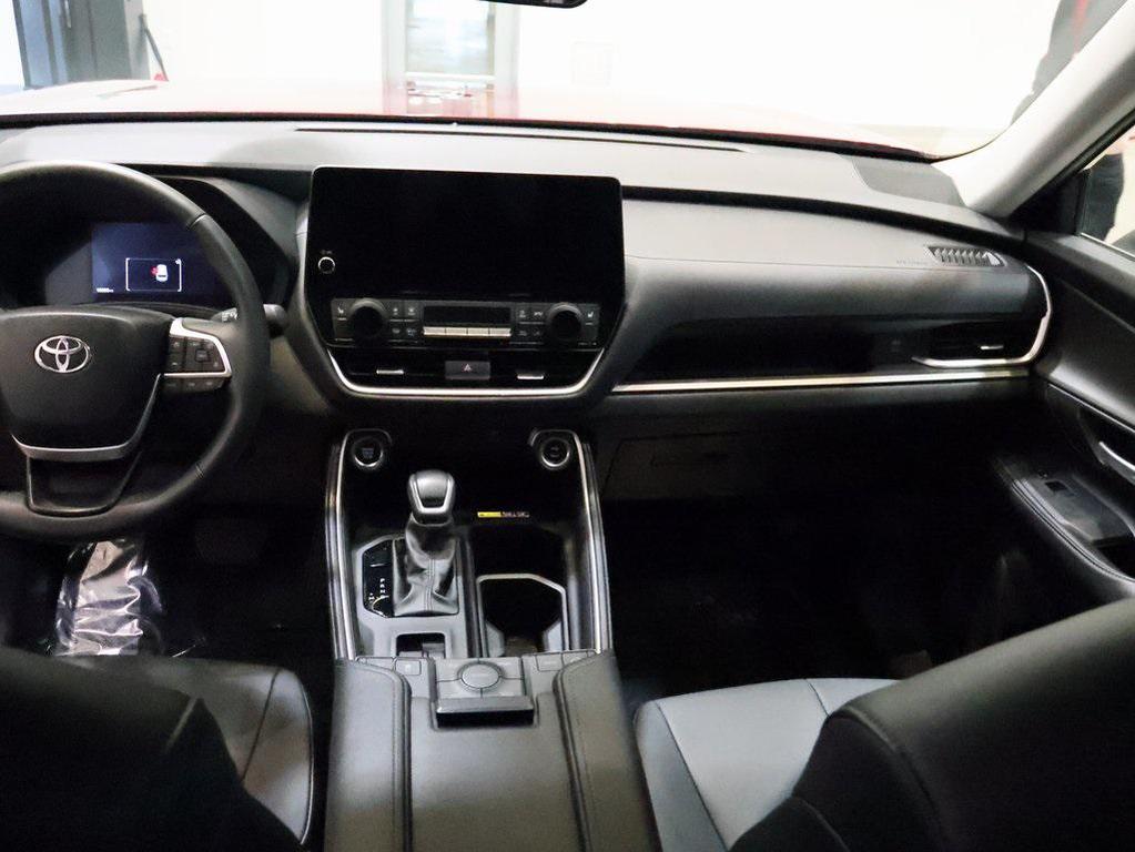 used 2024 Toyota Grand Highlander car, priced at $44,016