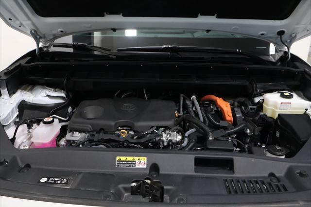 used 2023 Toyota Highlander Hybrid car, priced at $42,054