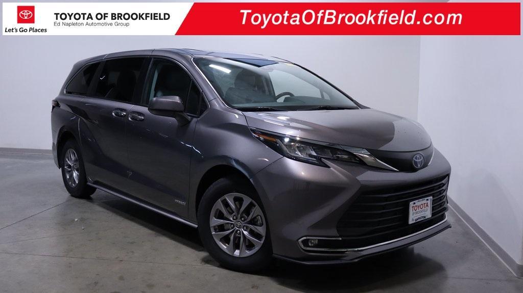 used 2021 Toyota Sienna car, priced at $34,796